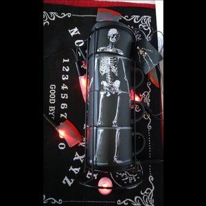 PRIMA DESIGN NEW 4 WHITE SKELETON on BLACK MUGS with RACK Halloween goth kitchen